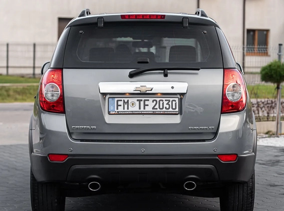 Chevrolet Captiva cena 33900 przebieg: 179000, rok produkcji 2012 z Zawiercie małe 379